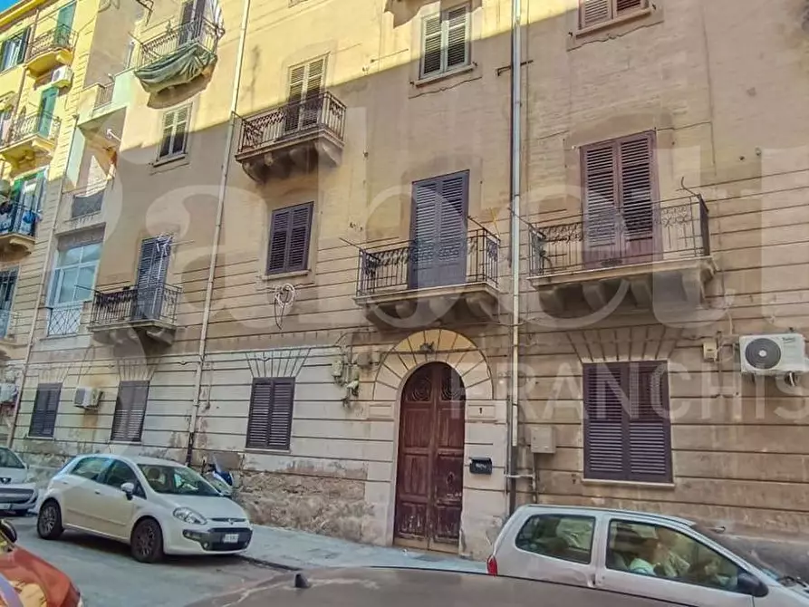 Immagine 1 di Appartamento in vendita  in Via Cosmo Guastella a Palermo