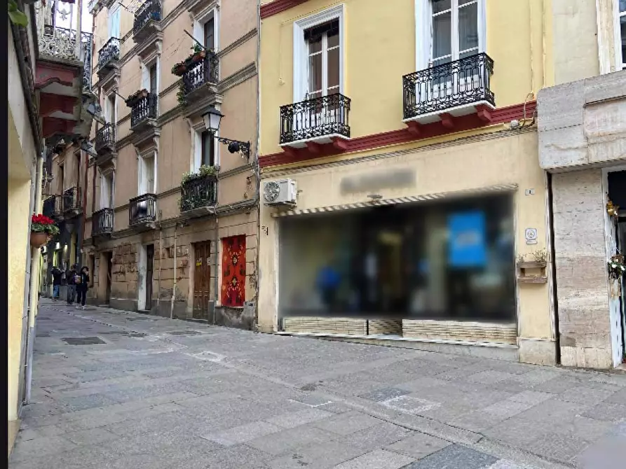 Negozio in affitto in Piazza Lamarmora, 1 a Iglesias