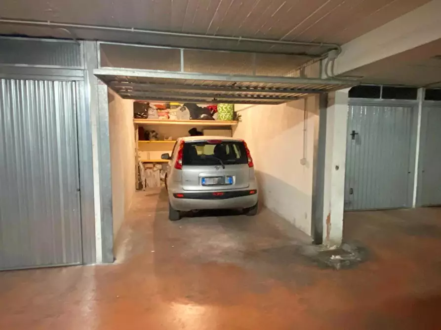 Immagine 1 di Box auto in vendita  in Via dei gonzaga, 152 a Roma