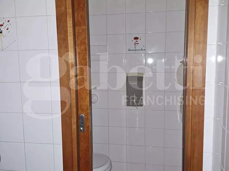 Immagine 14 di Appartamento in vendita  in Corso Tukory a Palermo