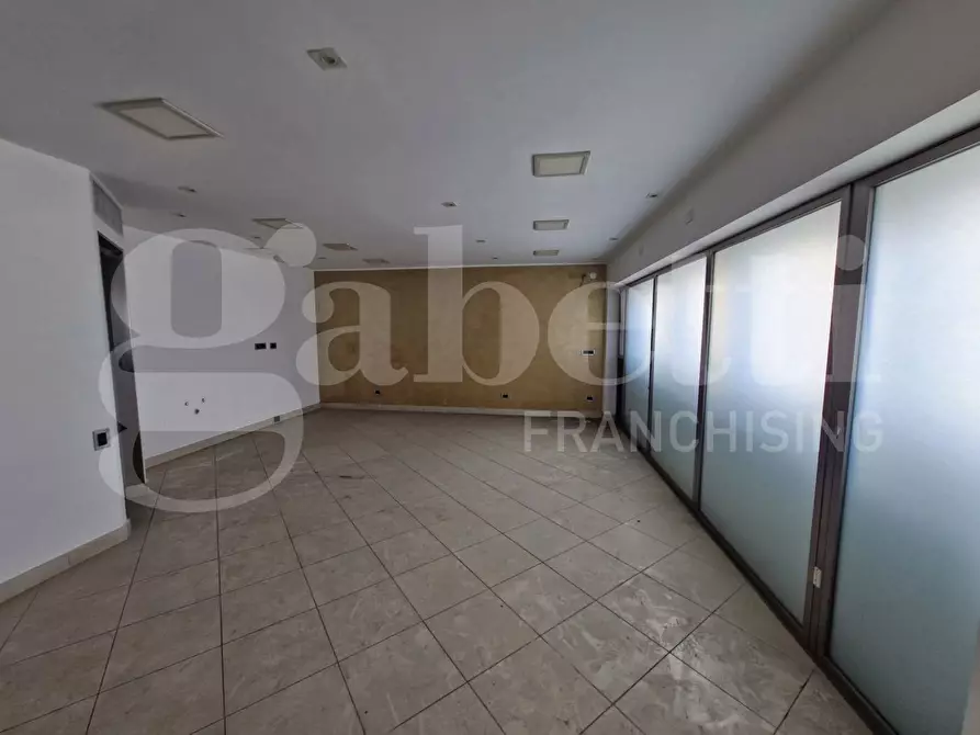 Immagine 6 di Appartamento in vendita  in Corso Tukory a Palermo