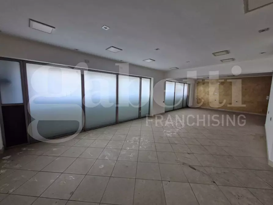 Immagine 5 di Appartamento in vendita  in Corso Tukory a Palermo