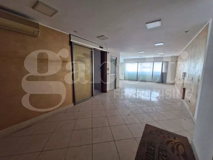 Immagine 4 di Appartamento in vendita  in Corso Tukory a Palermo