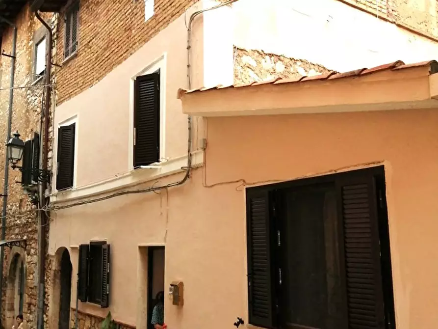 Immagine 2 di Appartamento in vendita  in Vicolo dell' Arpia, 18 a Sezze