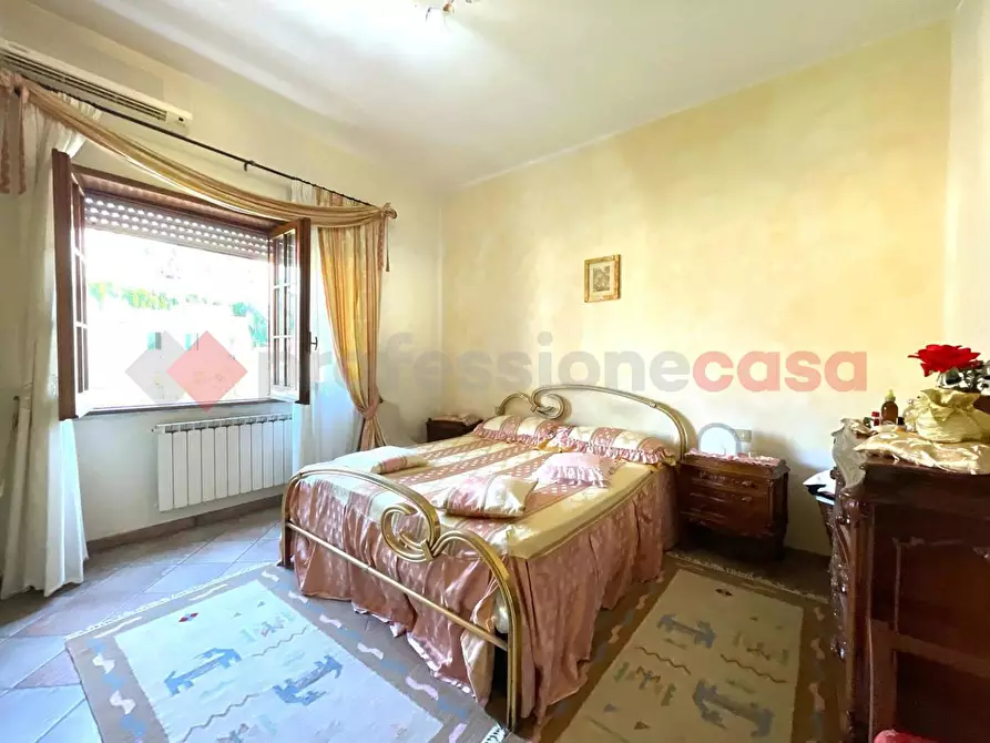Immagine 25 di Appartamento in vendita  in Via PONTE ROSSO, 23 a Terracina