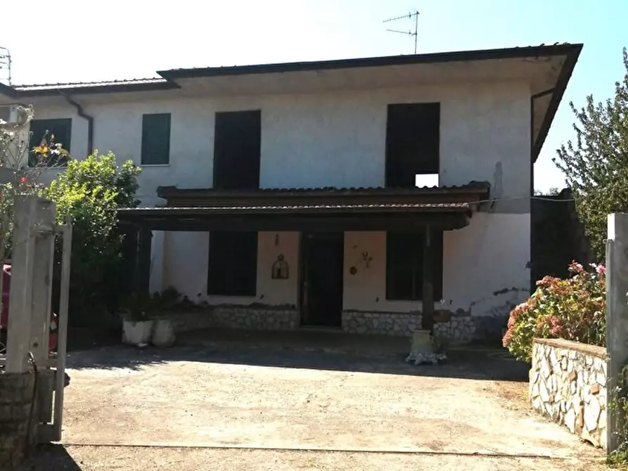 Immagine 1 di Casa bifamiliare in vendita  in Via Melogrosso, 129/B a Sezze