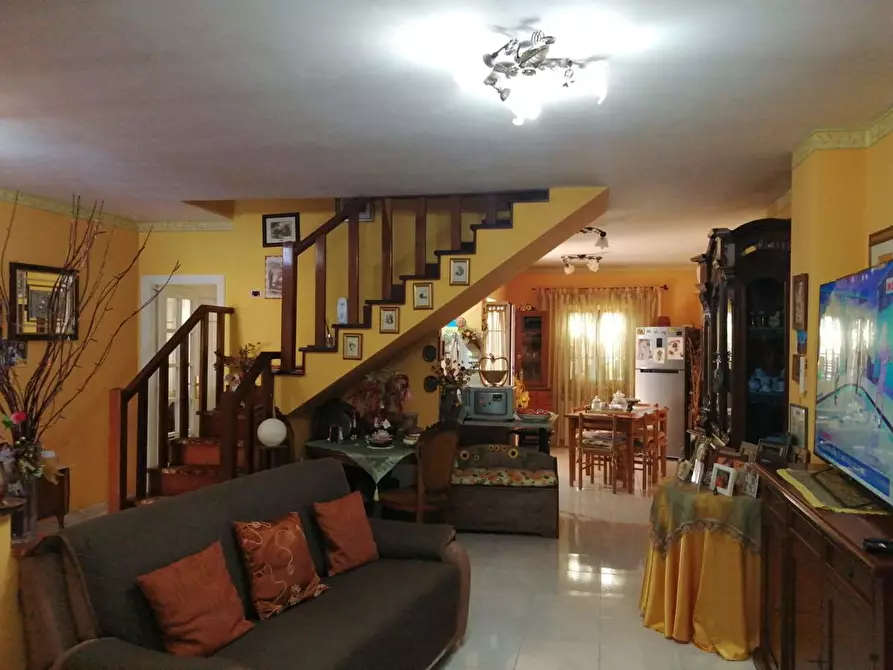 Immagine 19 di Villetta a schiera in vendita  in Via Enrico Berlinguer, 121 a Sezze