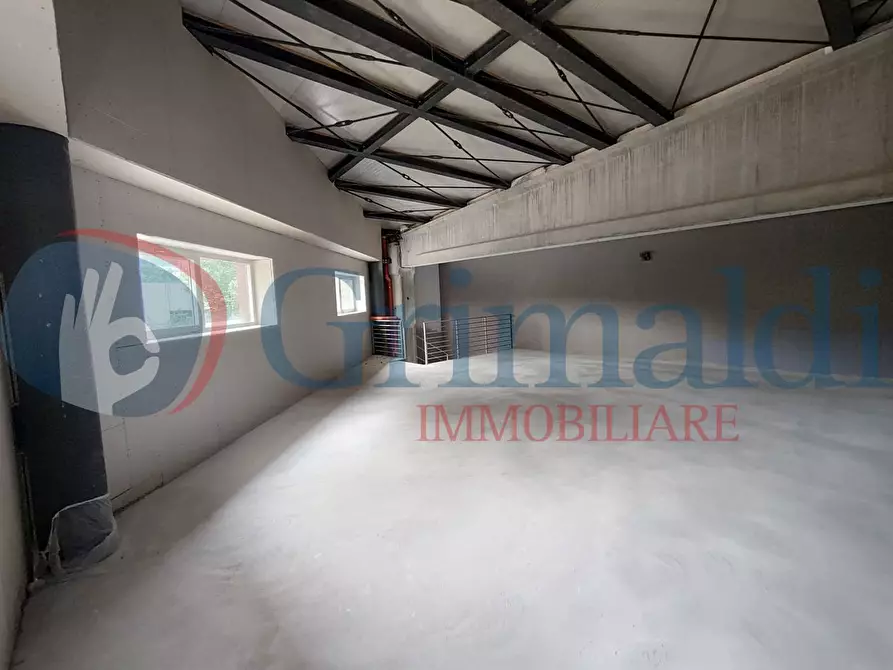 Immagine 9 di Ufficio in vendita  in Viale Giovanni Perari a Perugia