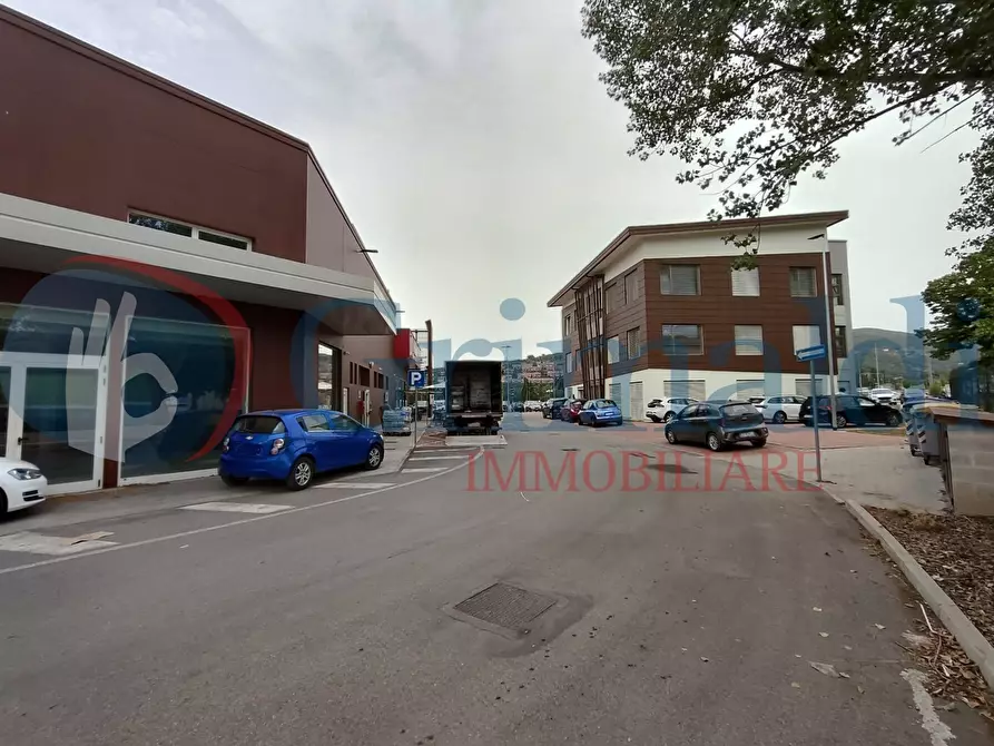 Immagine 3 di Ufficio in vendita  in Viale Giovanni Perari a Perugia