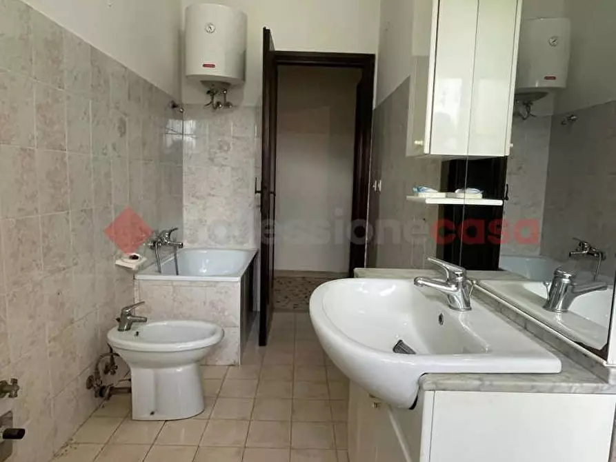 Immagine 12 di Casa indipendente in vendita  in Via CAMPOSORIANO, 30 a Terracina
