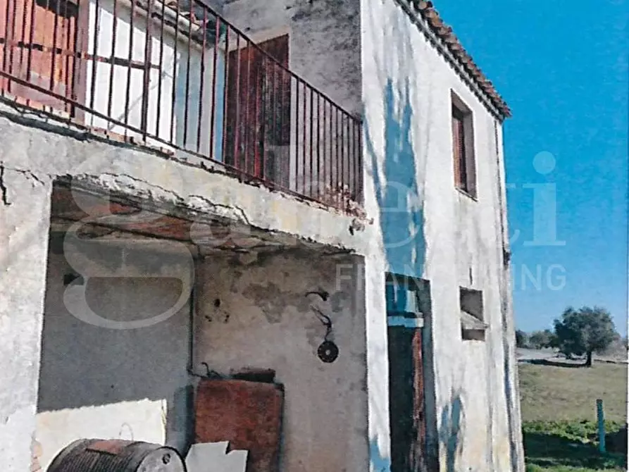 Immagine 3 di Rustico / casale in vendita  in Via Nepezzano, snc a Teramo