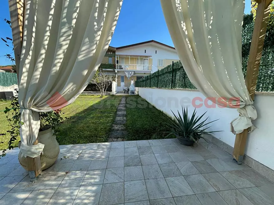 Immagine 2 di Villetta a schiera in vendita  in Via RIVIERA TRIREME, 2 a Terracina