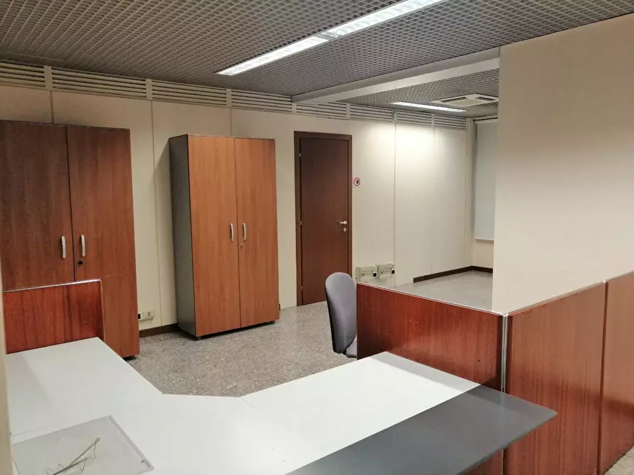 Immagine 4 di Ufficio in affitto  in Via delle Caravelle a Perugia