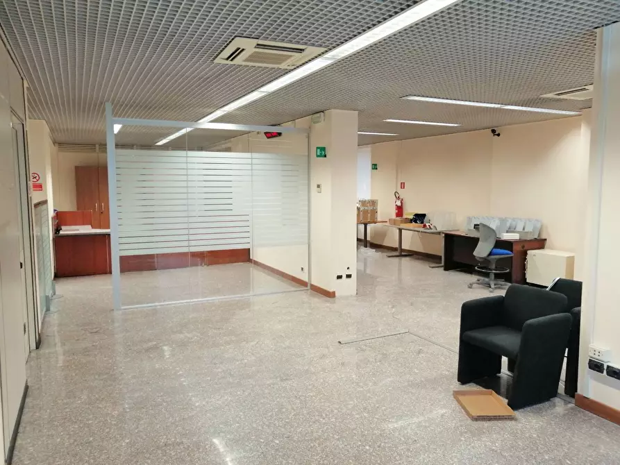 Immagine 3 di Ufficio in affitto  in Via delle Caravelle a Perugia