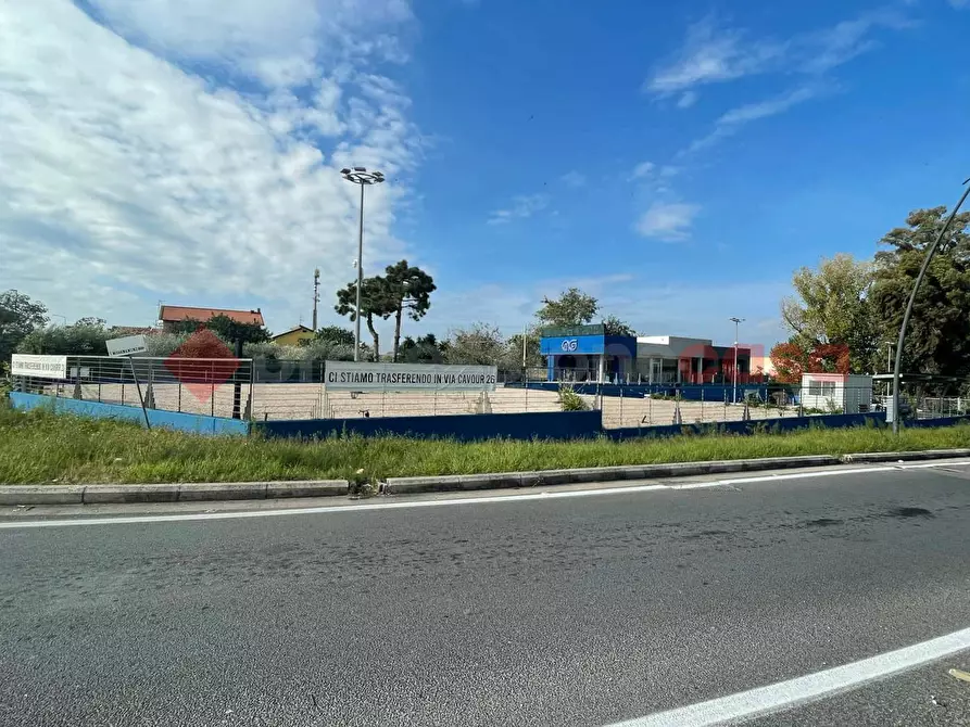 Immagine 32 di Negozio in affitto  in Via PONTINA, 148 a Terracina