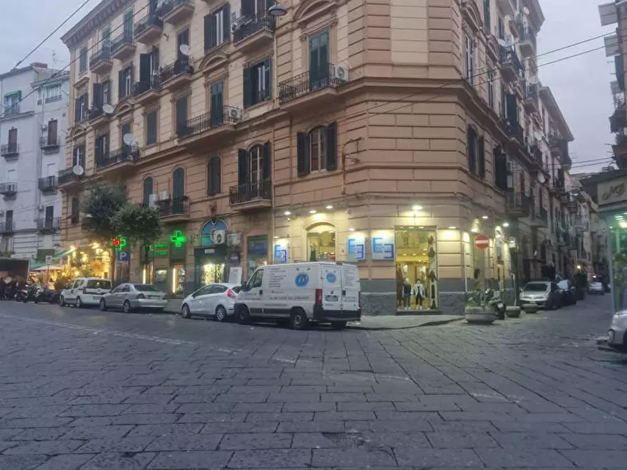 Immagine 1 di Appartamento in vendita  in Vico tutti i santi a Napoli