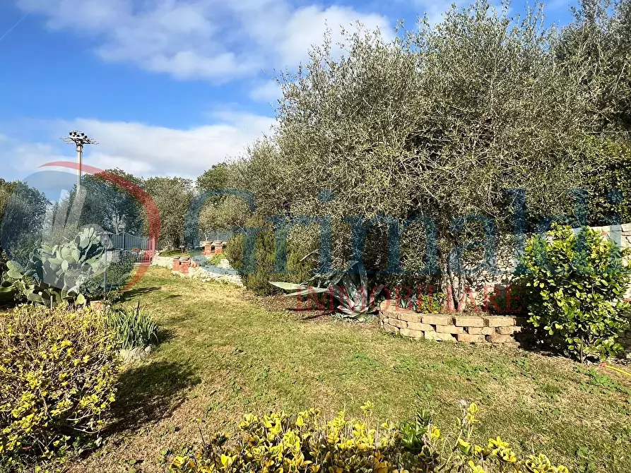 Immagine 48 di Villa in vendita  in Via Giuseppe Garibaldi a Corciano