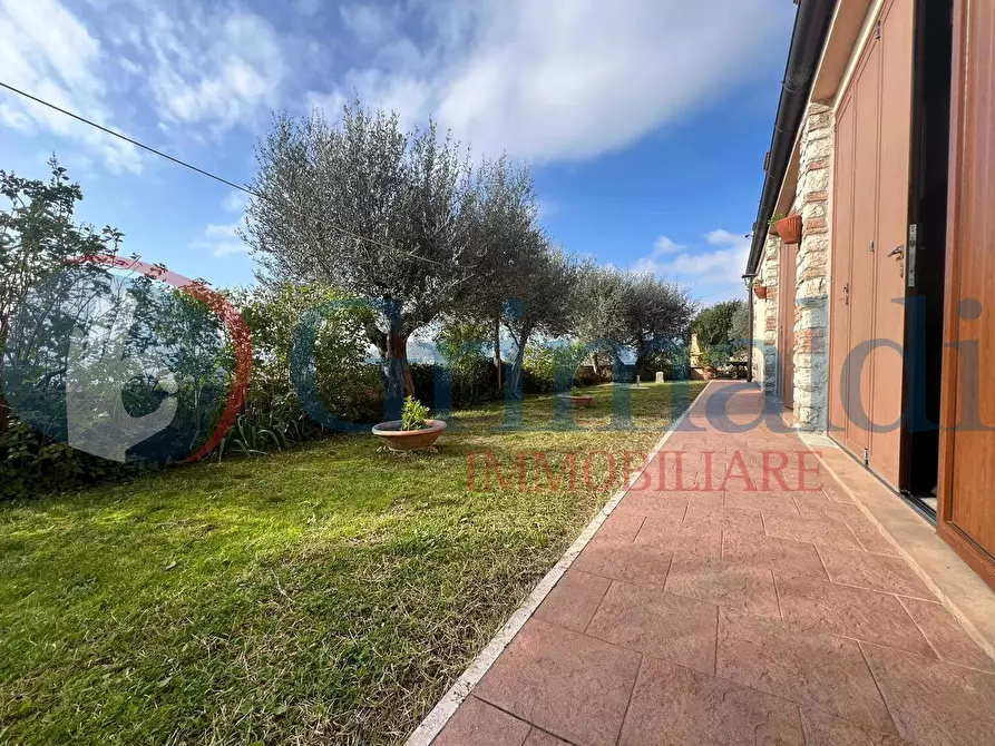 Immagine 50 di Villa in vendita  in Via Giuseppe Garibaldi a Corciano