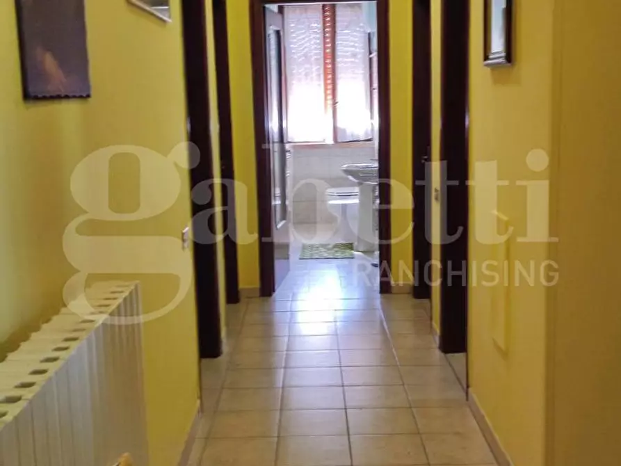 Immagine 10 di Appartamento in vendita  in Via Superiore, 27 a Vitulano