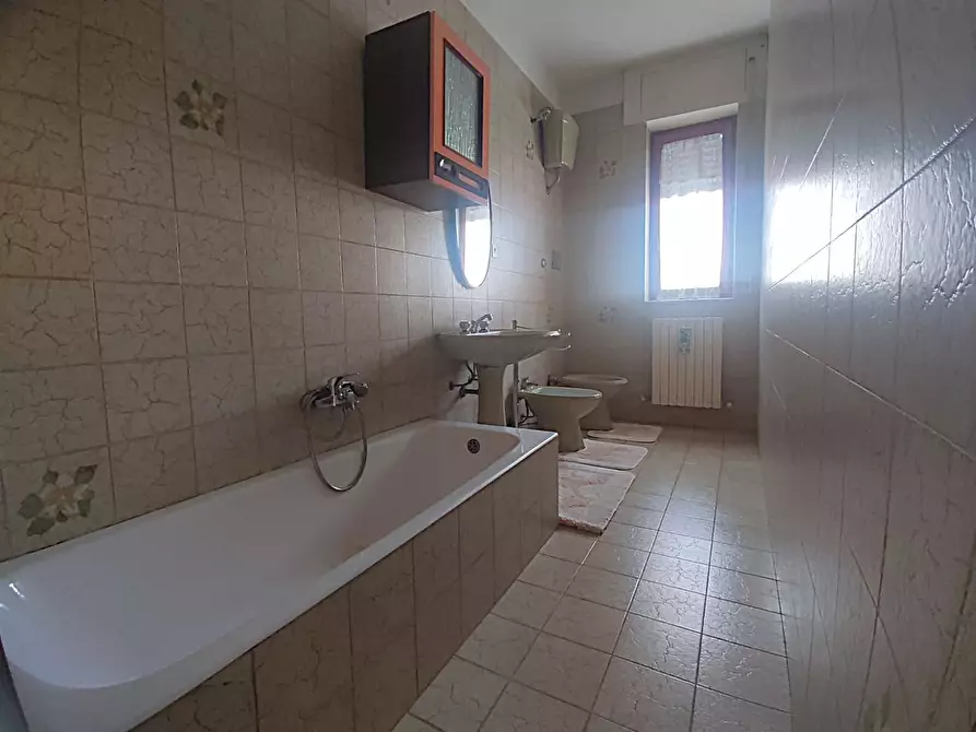 Immagine 11 di Appartamento in vendita  in Via ROSSINI a San Severo