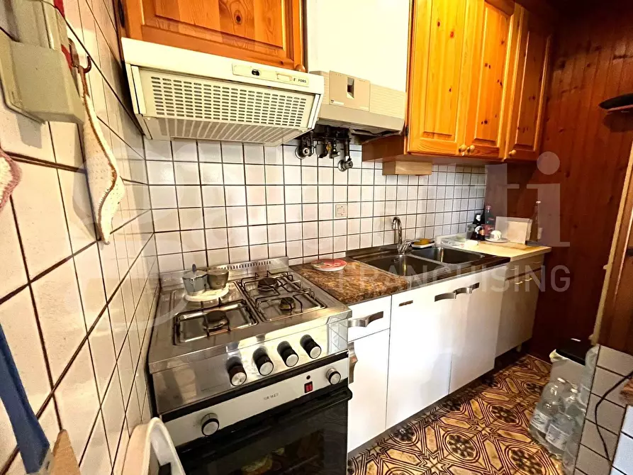 Immagine 7 di Appartamento in vendita  in Via Rattalino, 26 a Andora