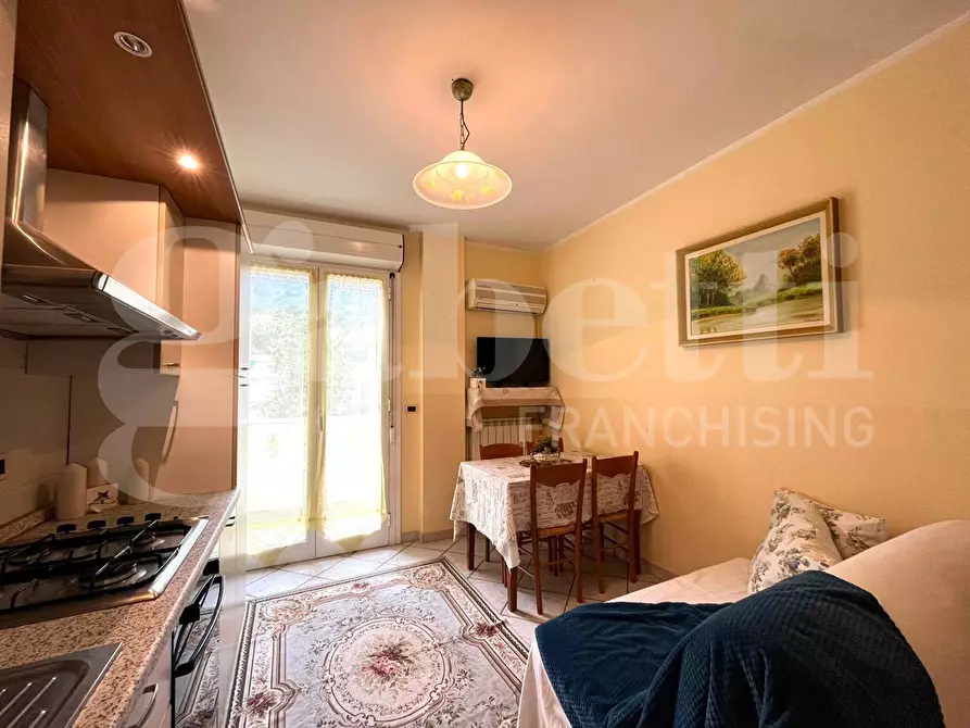 Immagine 11 di Appartamento in vendita  in Via Antica Romana a Andora