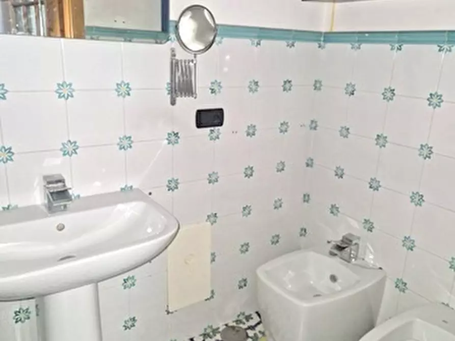 Immagine 21 di Villetta a schiera in vendita  in Via lo pozzo a Anacapri