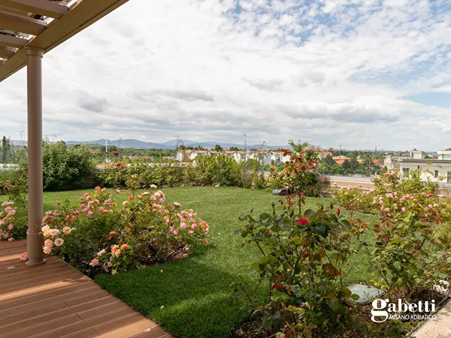 Immagine 7 di Appartamento in vendita  in Via Romagna a Gabicce Mare