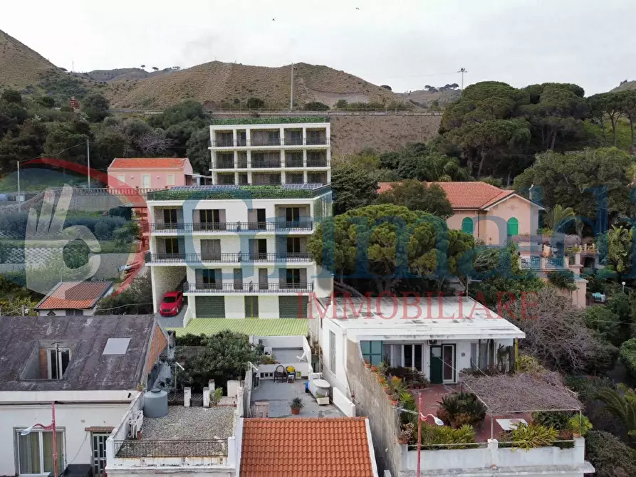 Immagine 7 di Appartamento in vendita  in Via Consolare Pompea a Messina