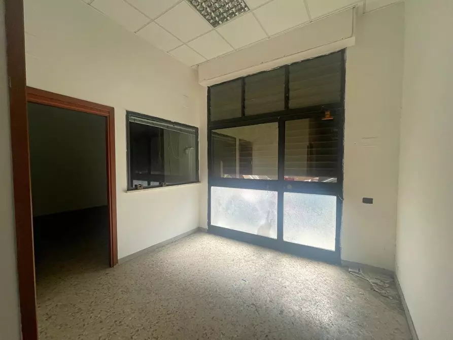 Immagine 1 di Magazzino in affitto  in Via Raffaele Starrabba, 16-18 a Palermo