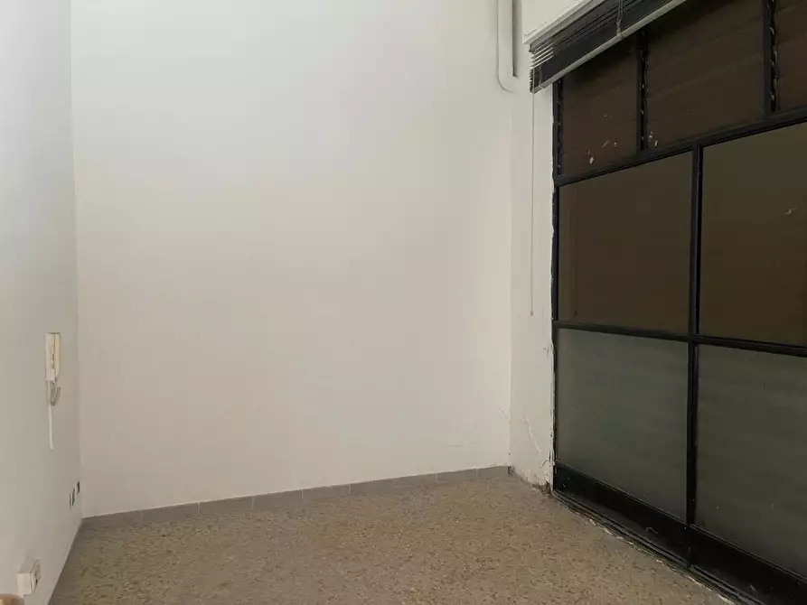 Immagine 8 di Magazzino in affitto  in Via Raffaele Starrabba, 16-18 a Palermo