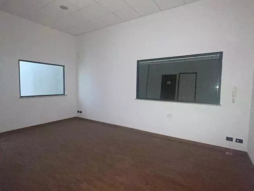 Immagine 11 di Magazzino in affitto  in Via Raffaele Starrabba, 16-18 a Palermo