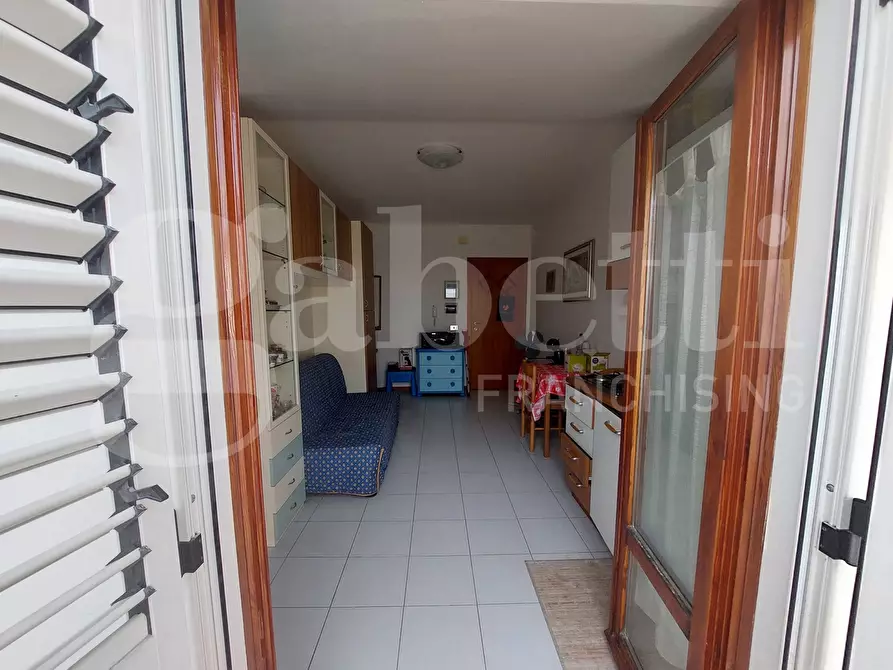 Immagine 9 di Appartamento in vendita  in Via Dei Tigli, 53 a Alba Adriatica