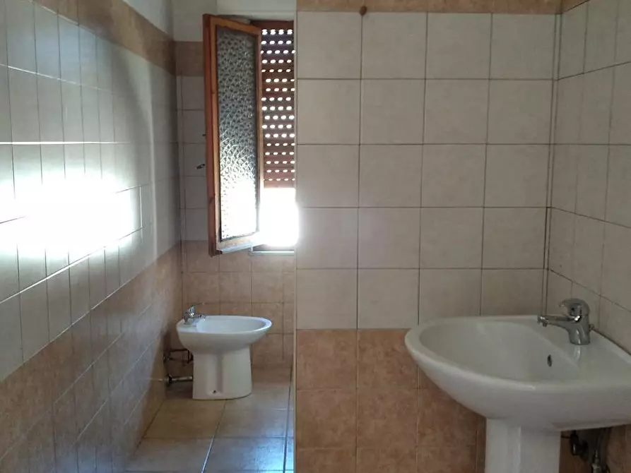 Immagine 7 di Appartamento in vendita  in Via Mercato, 12 a Villamassargia