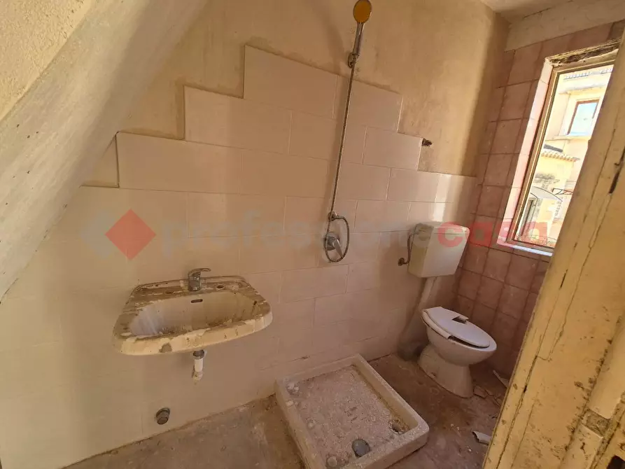Immagine 11 di Palazzo in vendita  in Via dei tintori, 9 a Siracusa