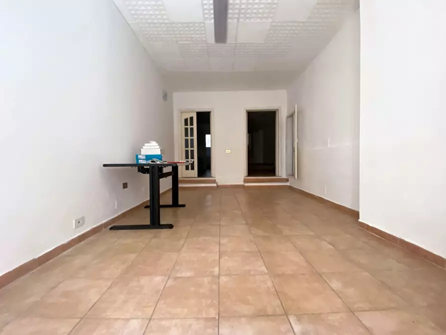 Immagine 3 di Negozio in affitto  in Via Repubblica, 50 a Iglesias