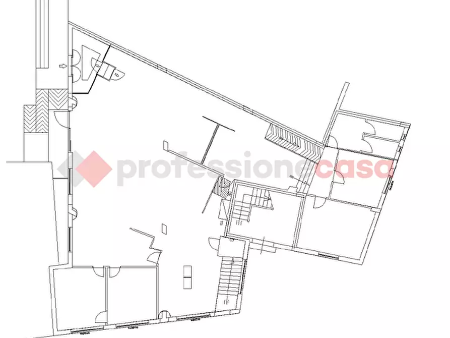 Immagine 4 di Negozio in vendita  in Piazza Garibaldi, 17 a Taurianova