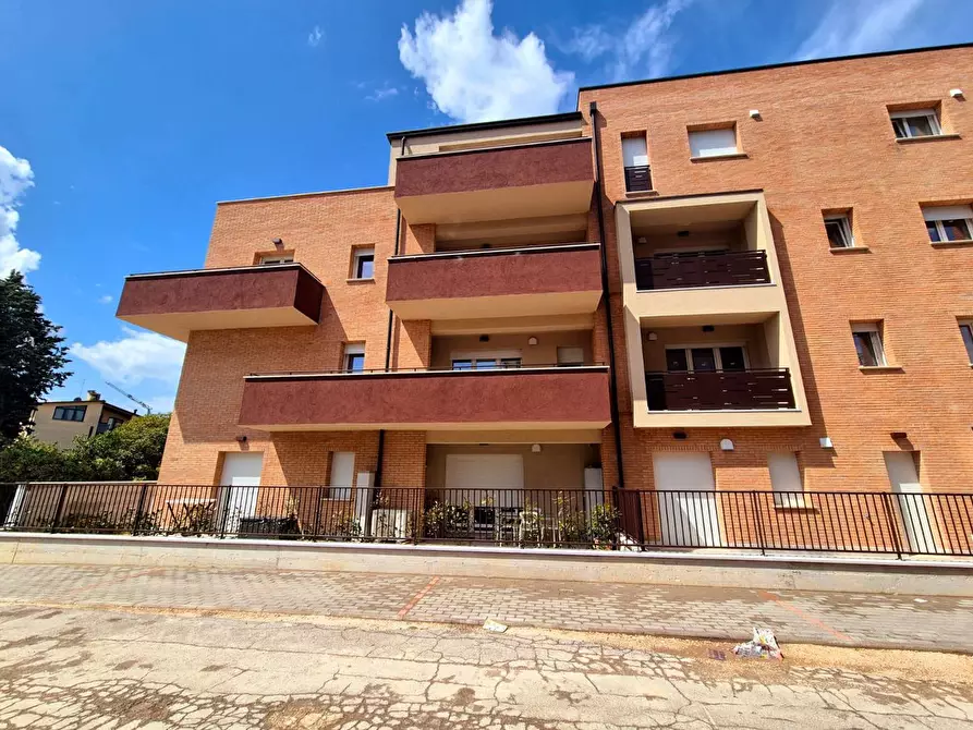 Immagine 5 di Appartamento in vendita  in Via SAN ROCCO, 1 a Bastia Umbra