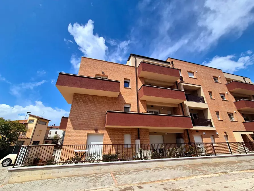Immagine 1 di Appartamento in vendita  in Via SAN ROCCO, 1 a Bastia Umbra