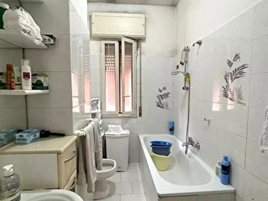 Immagine 9 di Appartamento in vendita  in Via I traversa di via vittorio veneto a Napoli