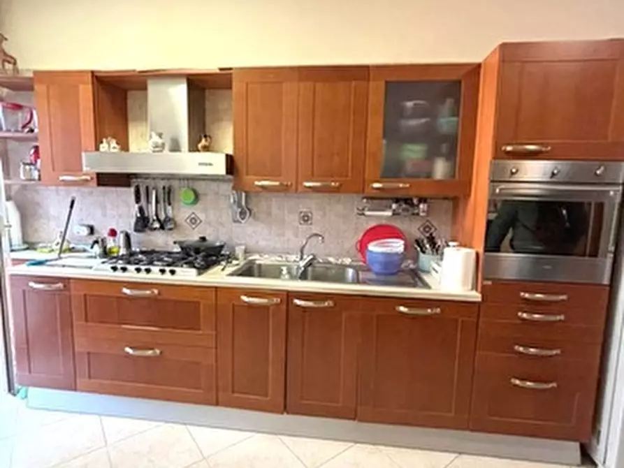 Immagine 2 di Appartamento in vendita  in Via I traversa di via vittorio veneto a Napoli