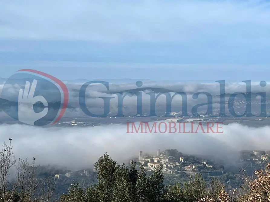 Immagine 34 di Villa in vendita  in Via del bosco a Corciano