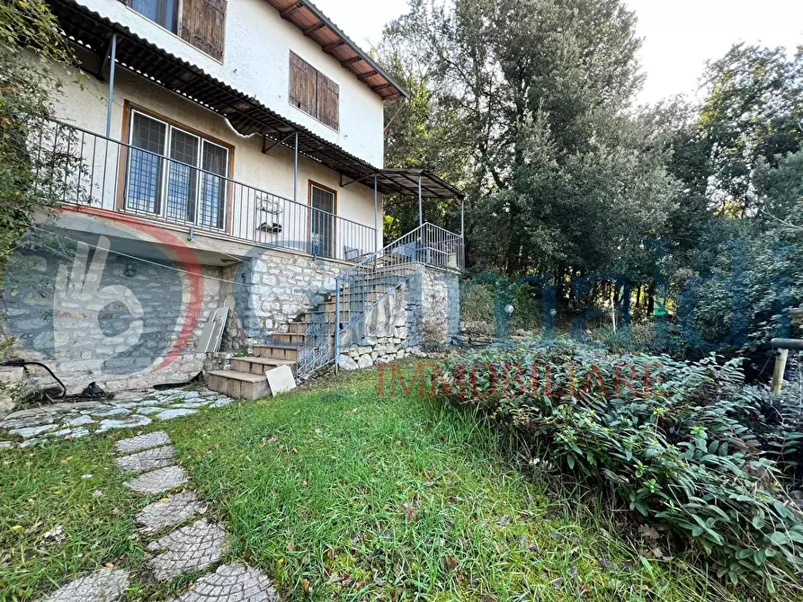 Immagine 25 di Villa in vendita  in Via del bosco a Corciano