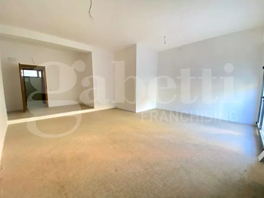 Immagine 5 di Negozio in affitto  in Via san gemiliano, 57 a Sestu