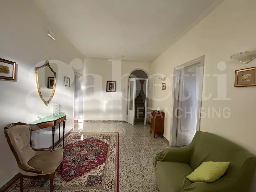 Immagine 3 di Casa indipendente in vendita  in Via TURRITA, 10 a Assisi