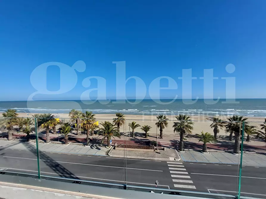 Immagine 1 di Attico in vendita  in Via Lungomare Sirena, 618 a Tortoreto