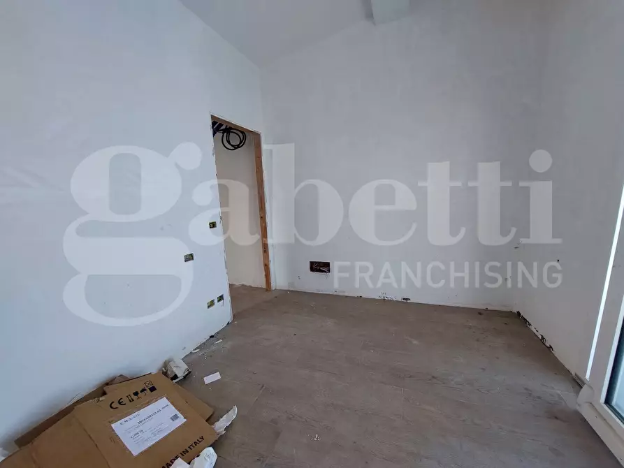 Immagine 12 di Attico in vendita  in Via Lungomare Sirena, 618 a Tortoreto