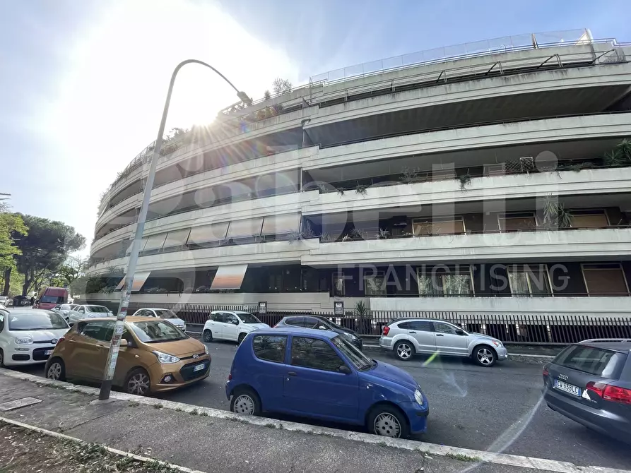 Immagine 43 di Appartamento in vendita  in Via Benozzo Gozzoli, 60 a Roma