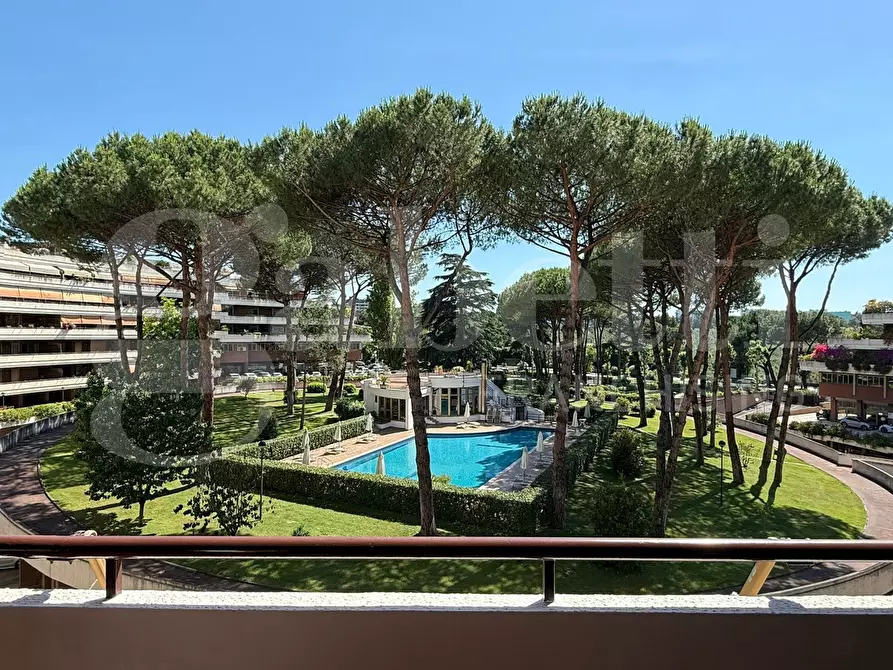 Immagine 3 di Appartamento in vendita  in Via Benozzo Gozzoli, 60 a Roma