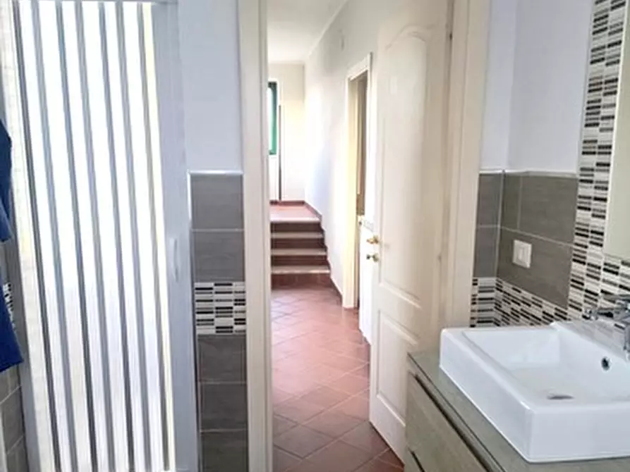 Immagine 32 di Casa quadrifamiliare in vendita  in Via tore II traversa a Dugenta